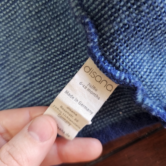 Disana Side-Button Sweater - Picture 4 of 4